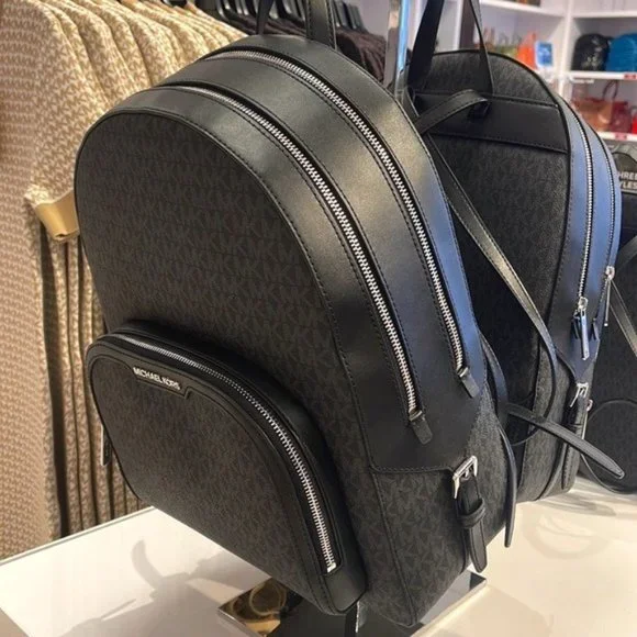 Michael Kors Jaycee Large Zip Pocket Backpack Black - Picture 1 of 16